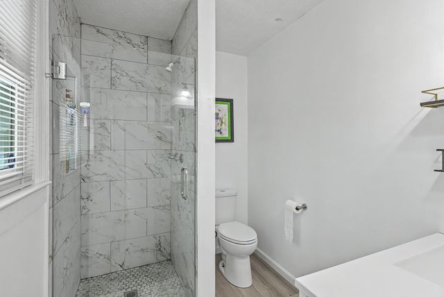 737 Canary Drive, Charleston, SC 29414