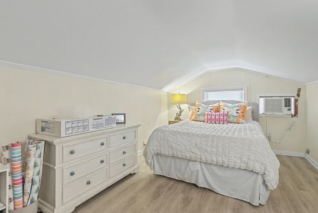 737 Canary Drive, Charleston, SC 29414