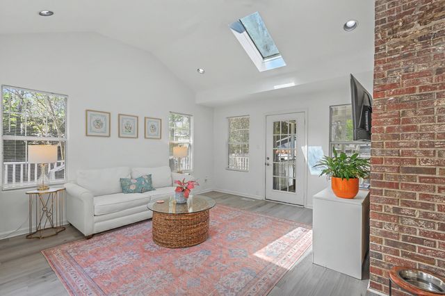 737 Canary Drive, Charleston, SC 29414