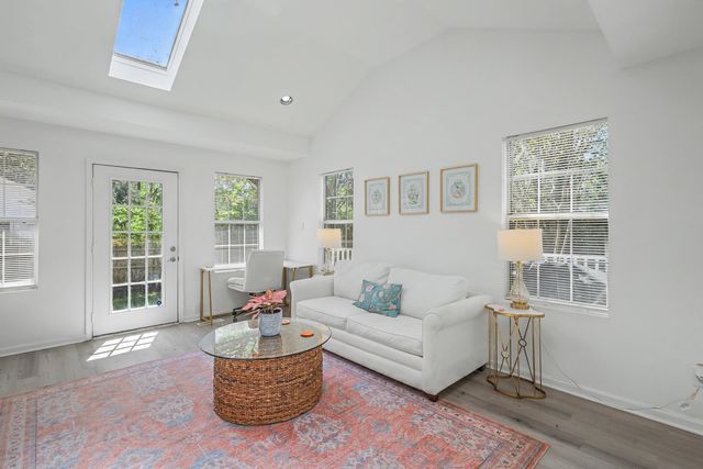 737 Canary Drive, Charleston, SC 29414