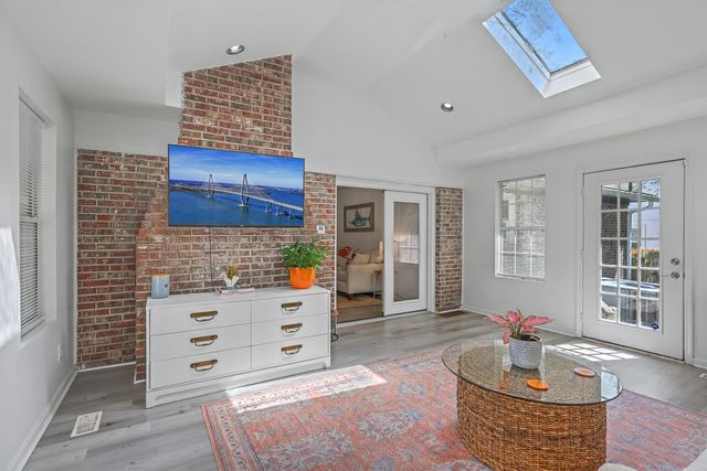 737 Canary Drive, Charleston, SC 29414