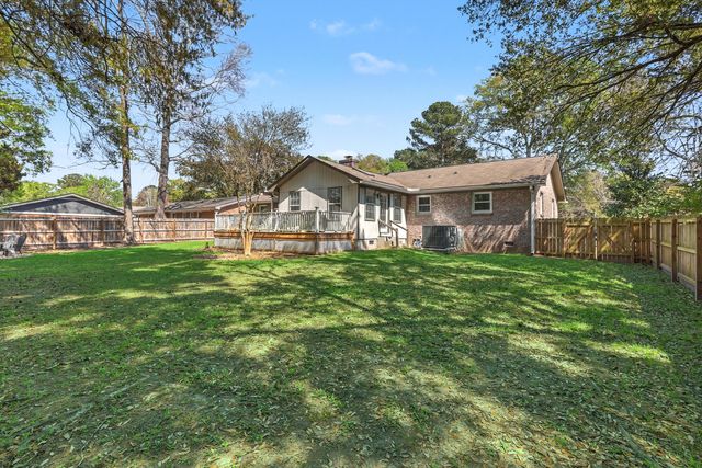 737 Canary Drive, Charleston, SC 29414