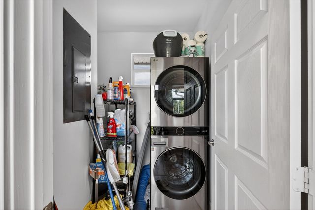 21 Oceanview Drive C, Ocean Ridge, FL 33435