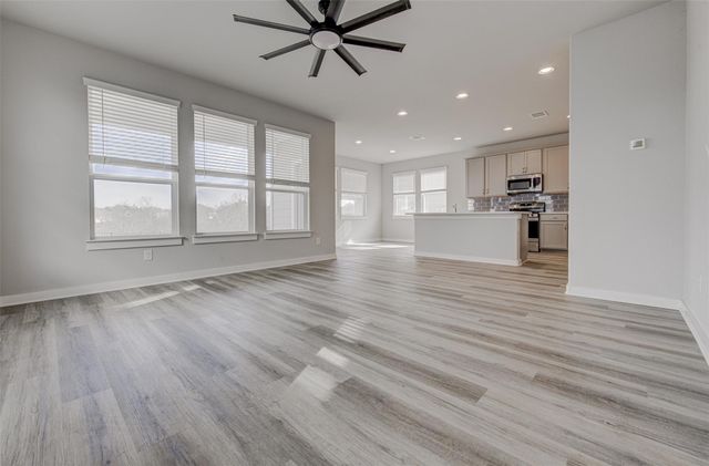 117 Tall Grass DR, Georgetown, TX 78628