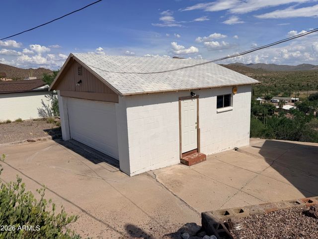 981 N SHERWOOD Way, Queen Valley, AZ 85118