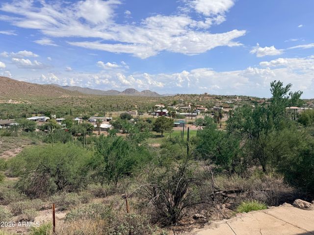 981 N SHERWOOD Way, Queen Valley, AZ 85118