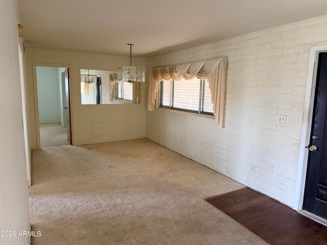 981 N SHERWOOD Way, Queen Valley, AZ 85118