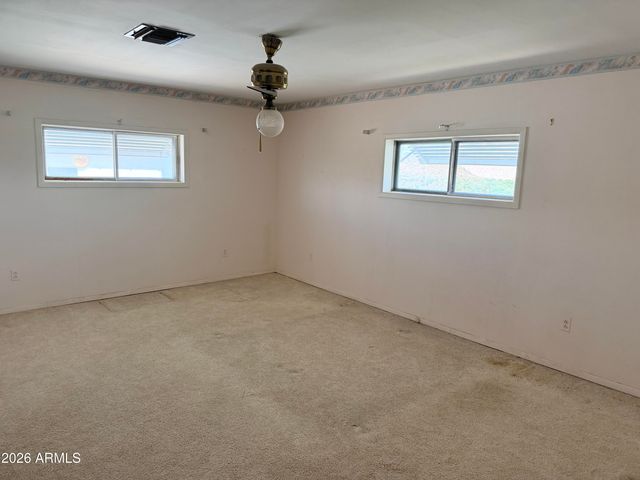 981 N SHERWOOD Way, Queen Valley, AZ 85118