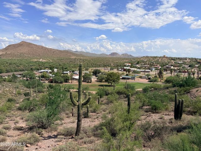 981 N SHERWOOD Way, Queen Valley, AZ 85118