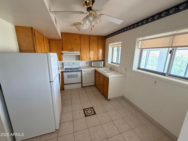 981 N SHERWOOD Way, Queen Valley, AZ 85118