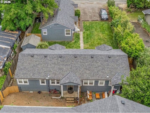 5821 Se KNAPP St, Portland, OR 97206