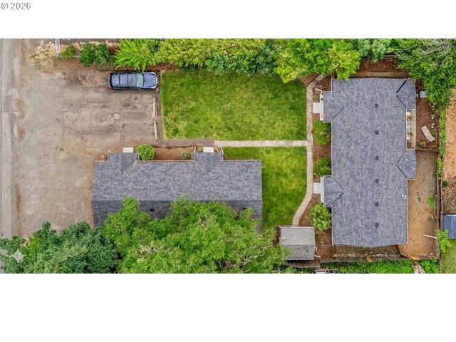 5821 Se KNAPP St, Portland, OR 97206