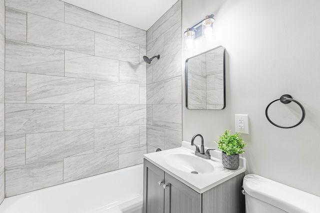 782 Campbell Avenue, Calumet City, IL 60409