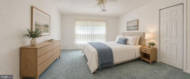 12 ROGERS CIR, Newark, DE 19702