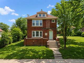 12186 Roselawn Street, Detroit, MI 48204