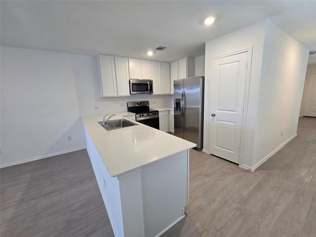 209 Tugboat Annie WAY, Jarrell, TX 76537