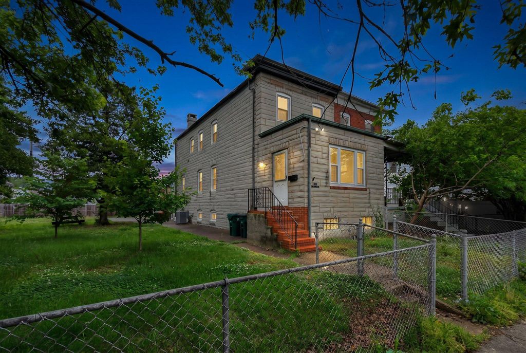 Image 1 of property listing at 262 COLGATE, Baltimore, MD 21222