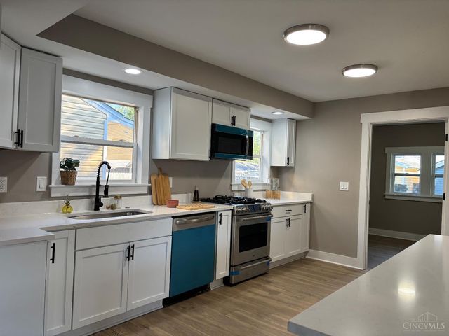 2052 Pleasant Avenue, Hamilton, OH 45015