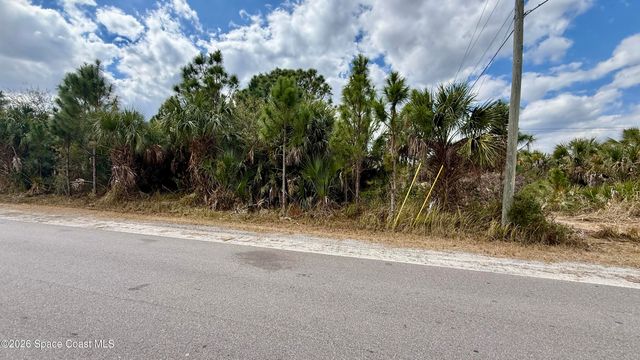 3262 Pomello Avenue SW, Palm Bay, FL 32908
