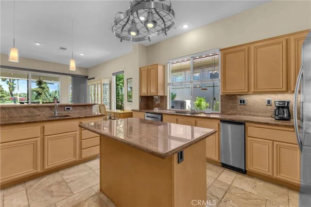 140 Kavenish East, Rancho Mirage, CA 92270