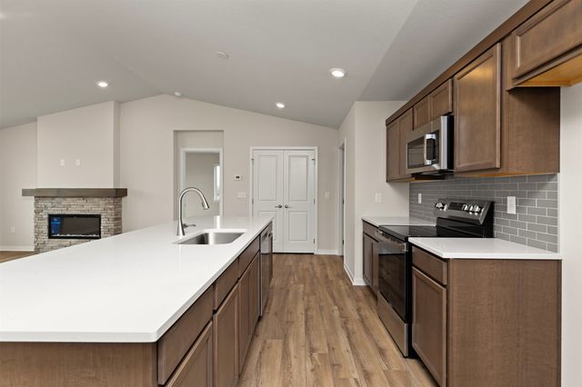 9482 Emilia Lane, West Des Moines, IA 50266