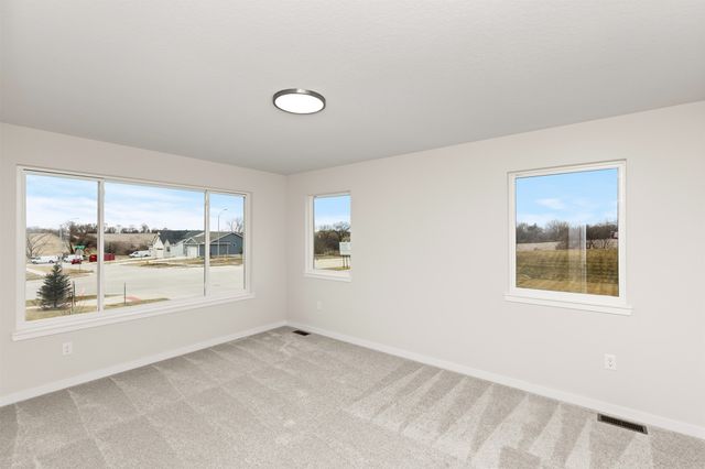 9482 Emilia Lane, West Des Moines, IA 50266