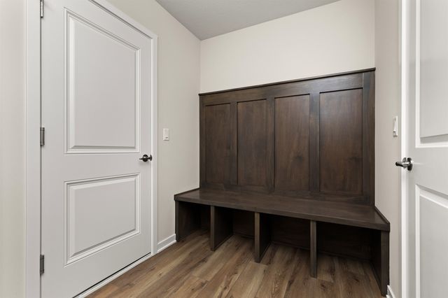 9482 Emilia Lane, West Des Moines, IA 50266