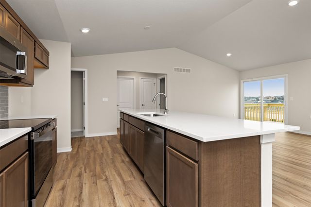 9482 Emilia Lane, West Des Moines, IA 50266