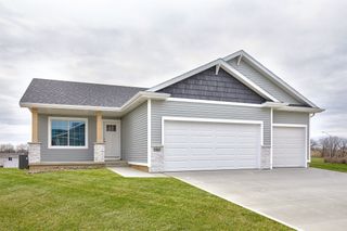 9482 Emilia Lane, West Des Moines, IA 50266
