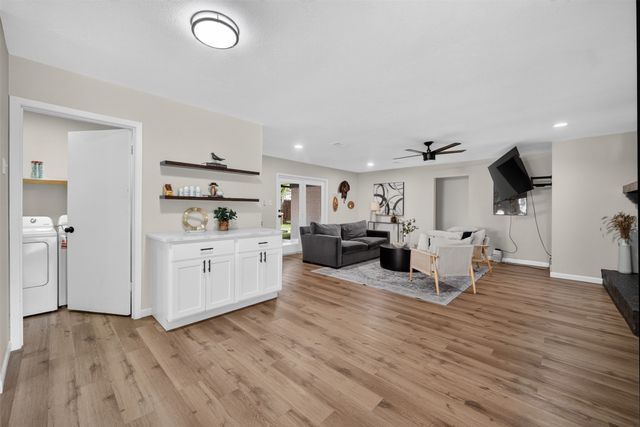 3919 Ridgeoak Way, Farmers Branch, TX 75244
