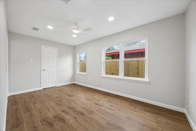 4203 Mowery Road, Houston, TX 77047