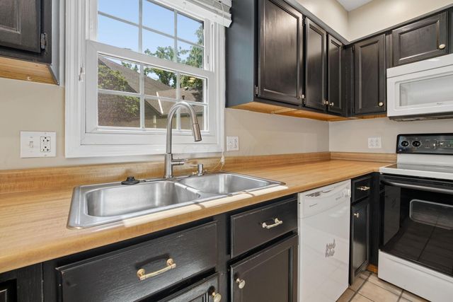 1355 Goldsmith Drive, Westerville, OH 43081