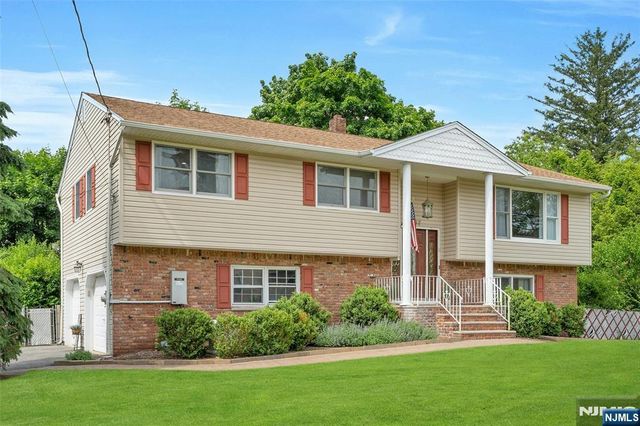 157 Harriot Avenue, Harrington Park, NJ 07640
