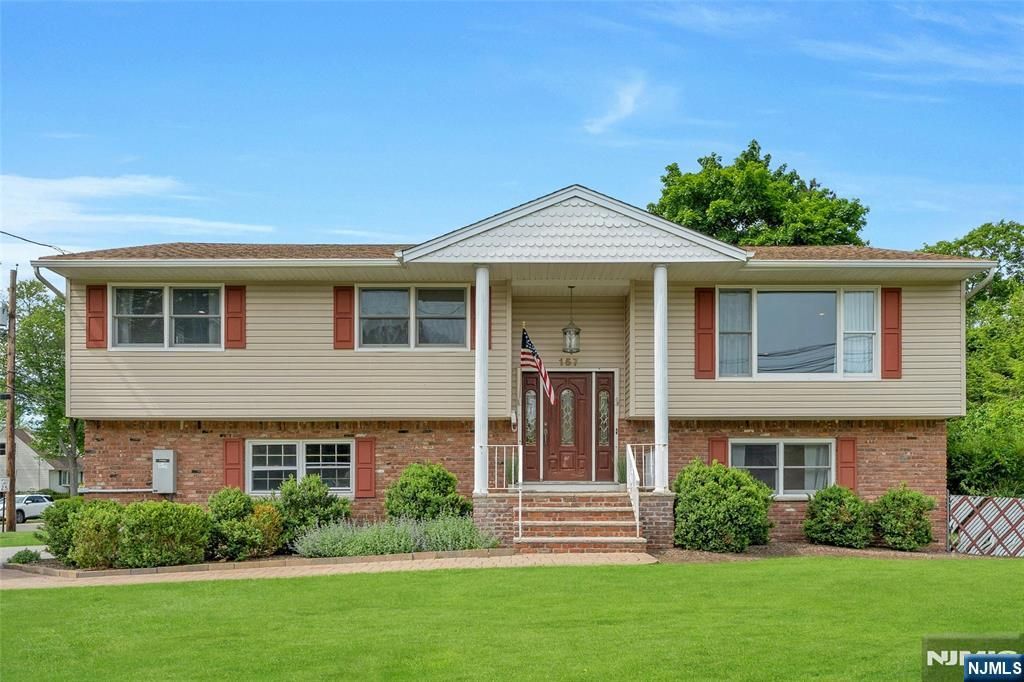 157 Harriot Avenue, Harrington Park, NJ 07640
