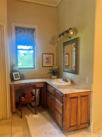 910 Summit Ridge, Mcalester, OK 74501
