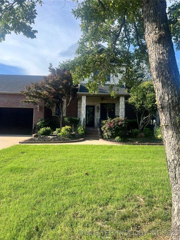 910 Summit Ridge, Mcalester, OK 74501