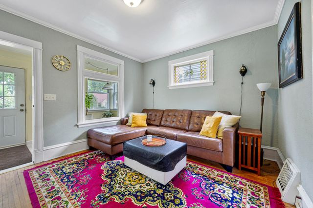 168 Hurley Street E, West Saint Paul, MN 55118