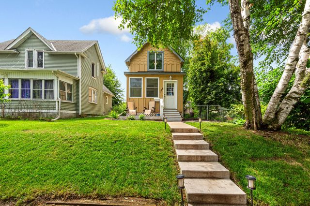 168 Hurley Street E, West Saint Paul, MN 55118