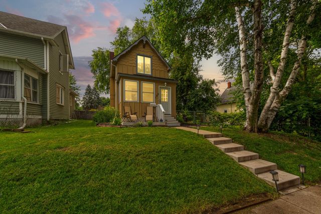 168 Hurley Street E, West Saint Paul, MN 55118