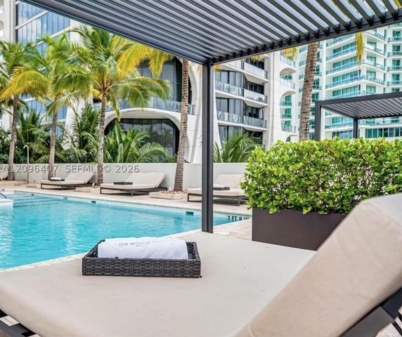 1040 Biscayne Blvd 3704, Miami, FL 33132