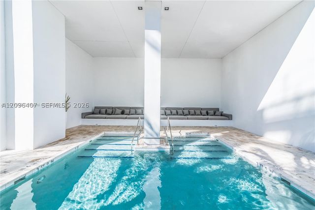 1040 Biscayne Blvd 3704, Miami, FL 33132