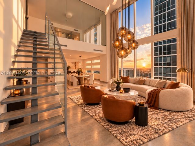 1040 Biscayne Blvd 3704, Miami, FL 33132