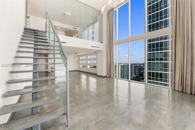 1040 Biscayne Blvd 3704, Miami, FL 33132