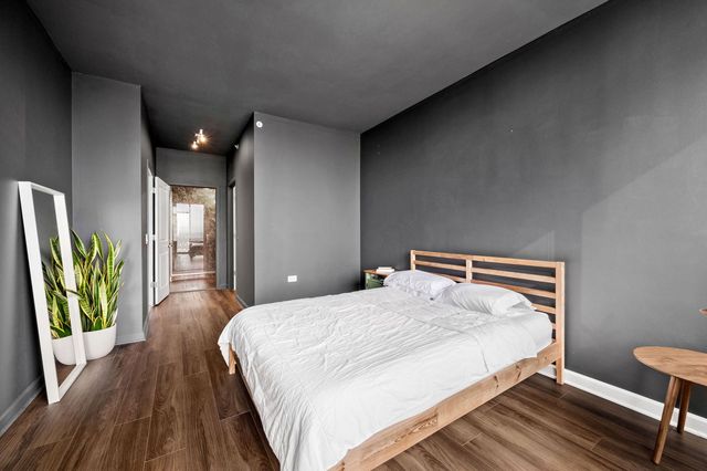 100 E 14th Street 2809, Chicago, IL 60605