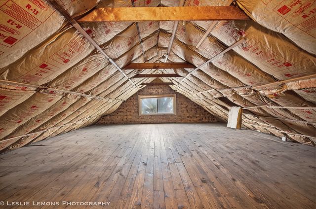 2423 Wesley Avenue, Berwyn, IL 60402