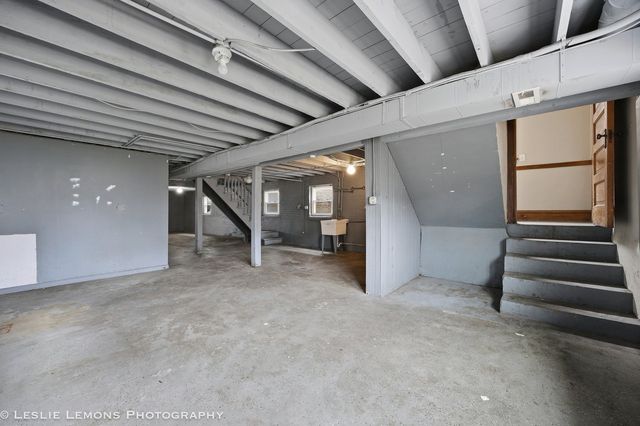 2423 Wesley Avenue, Berwyn, IL 60402