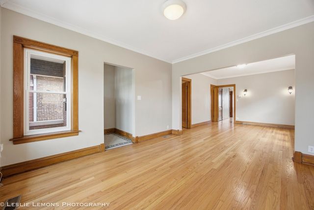 2423 Wesley Avenue, Berwyn, IL 60402