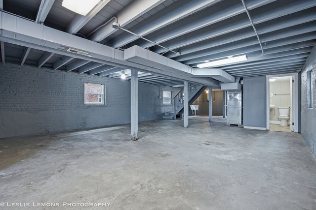 2423 Wesley Avenue, Berwyn, IL 60402