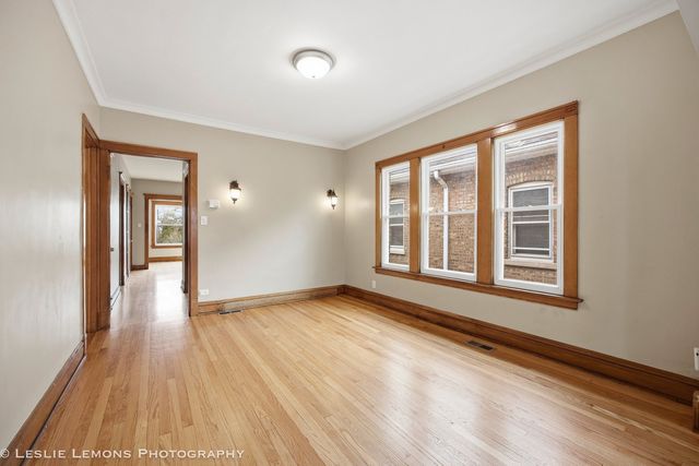 2423 Wesley Avenue, Berwyn, IL 60402