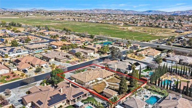 19265 Kanbridge, Apple Valley, CA 92308